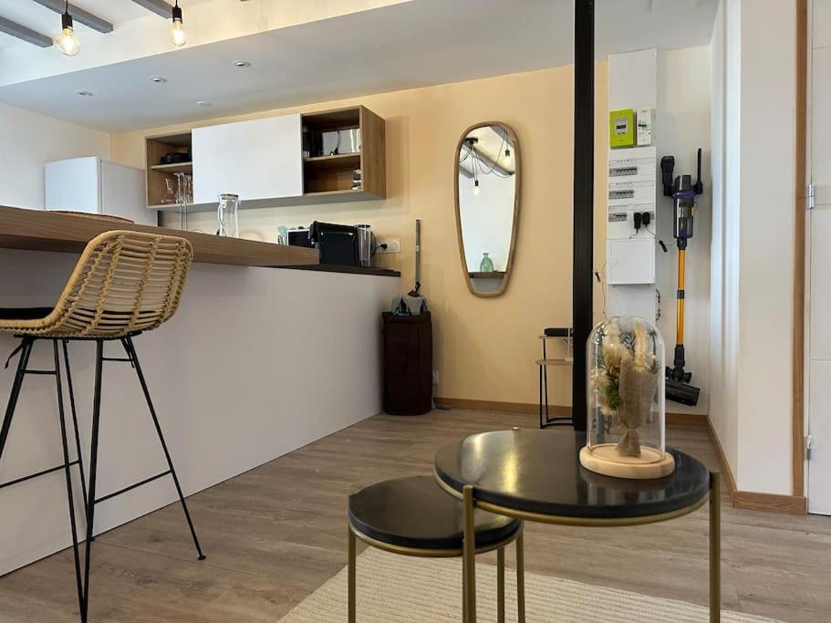 Appartement Moderne Avec Jardin Et Parking 반느 외부 사진